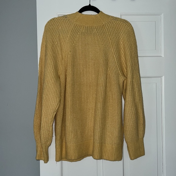 NWT Loft yellow knit sweater - Picture 4 of 4